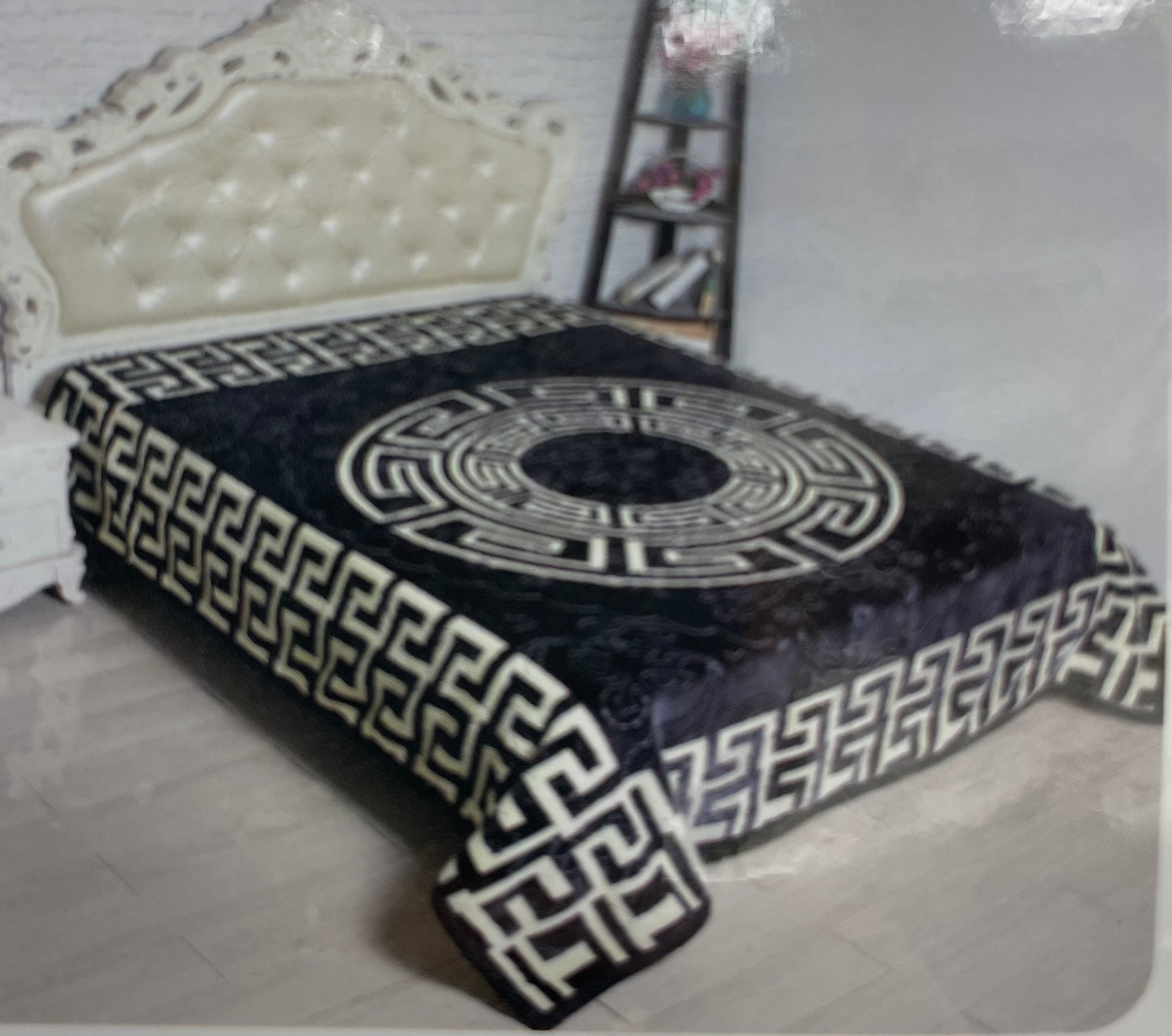 Queen size mink blankets