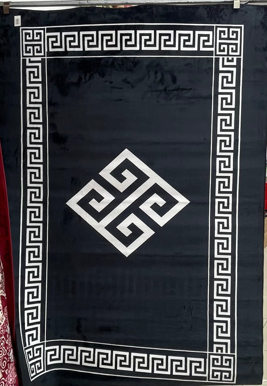 1.6x2.3m floor rug (2)